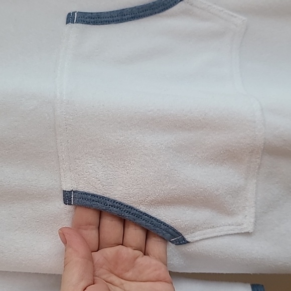 Oshkosh B'gosh girls size 7 swim coverup, white terry with heathered blue trim. - Picture 4 of 6